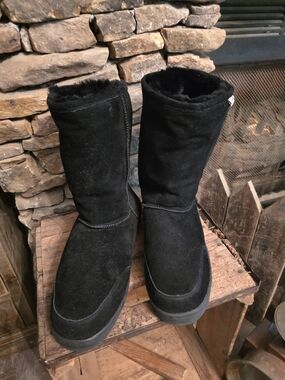 BearPaw Black Plush-Lined Winter Boots